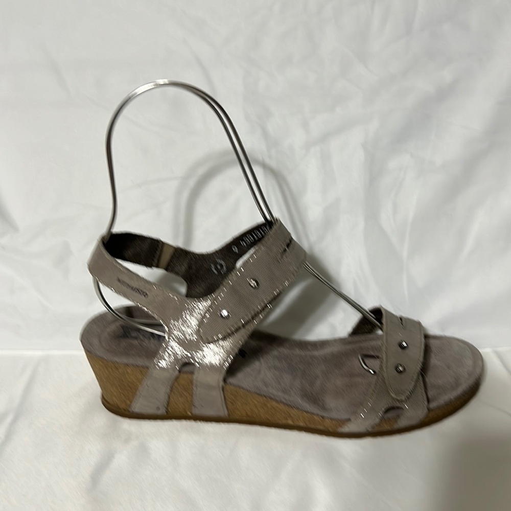 Mephisto silver/gray sandals size EU 40 US 9